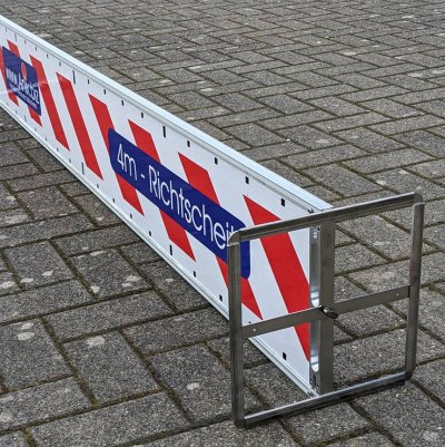 Richtlatte mit Aufsteller